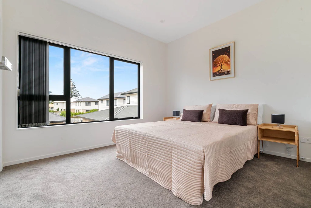 Mangere Bridge 2 Bedroom 'Price Reduced, last one left'
