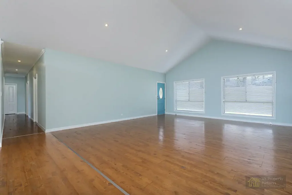 The Perfect Family Home - 8 Acres of Privacy and Charm Awaits