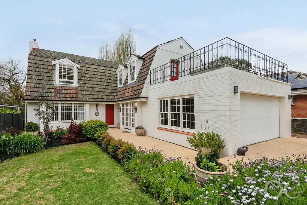 18 Neweys Road, Mitcham, SA 5062