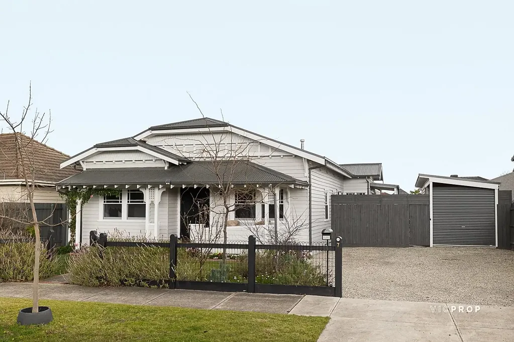 7 Mccasker Avenue, Reservoir, VIC 3073