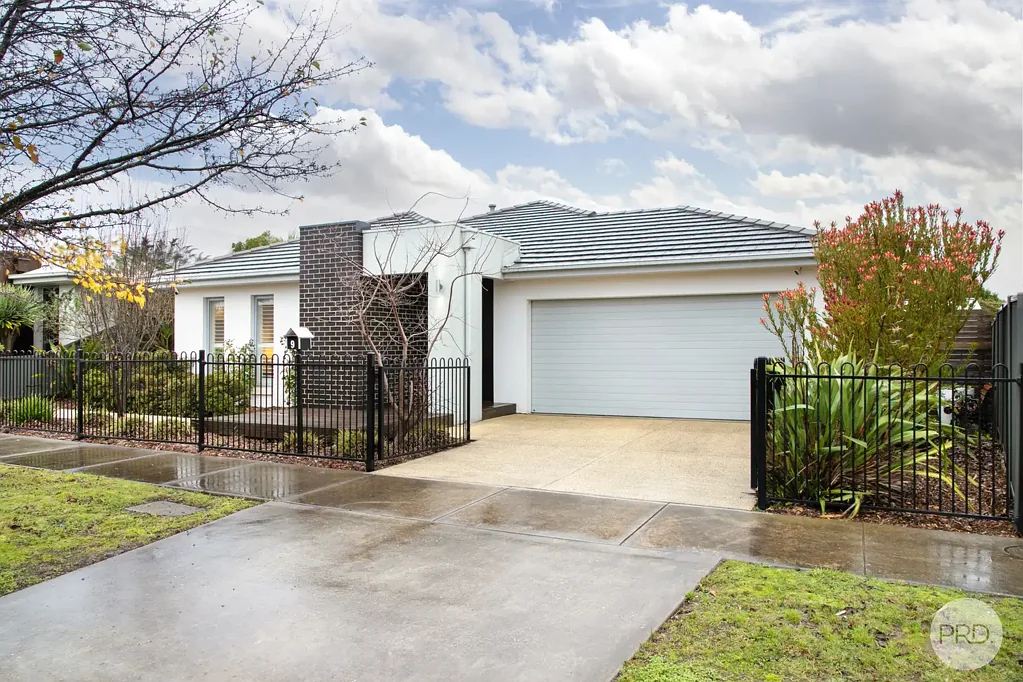Lucas 4房  Spacious Family Living in Prime Lucas Location