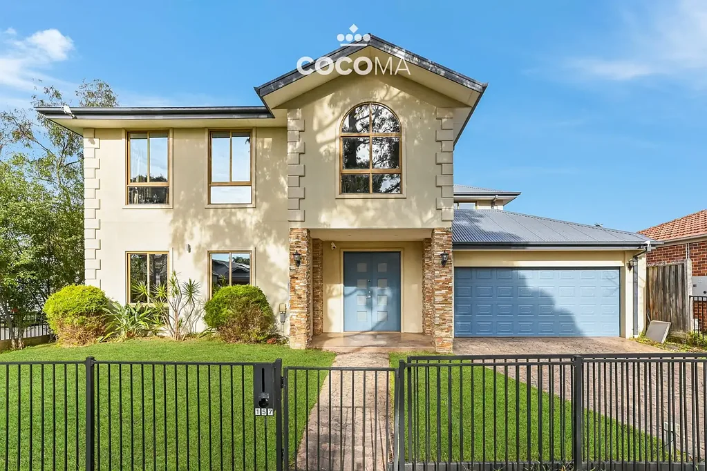 A Connoisseur of Opulence in Keysborough