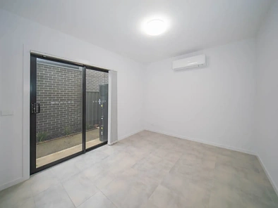 3/67 Dawnview Crescent, Roxburgh Park, VIC 3064, 2 slaapkamers, 2 badkamers, Townhouse