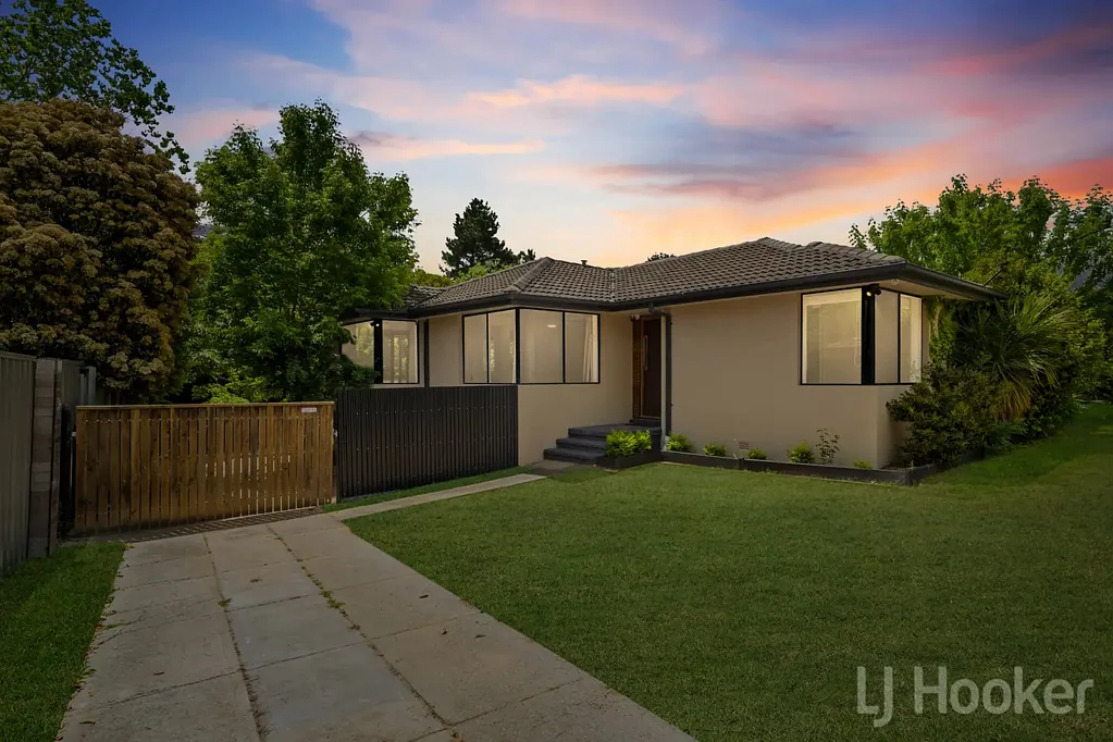 35 Malcolm Road, Karabar, NSW 2620