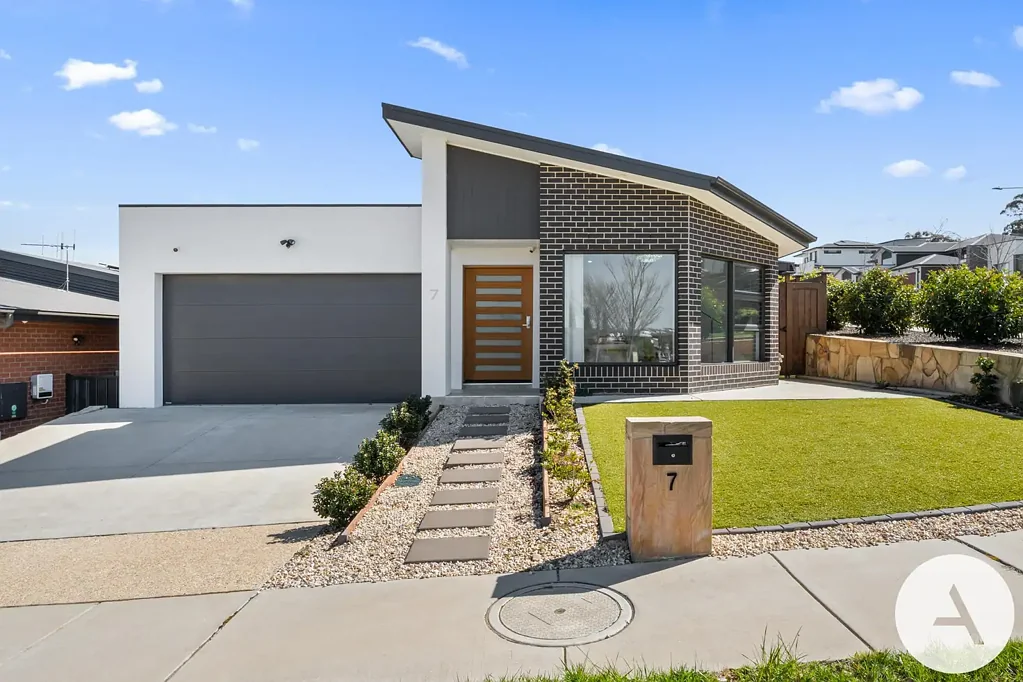 Taylor 4Kwarto Single-Level Luxury - Move-in Ready!