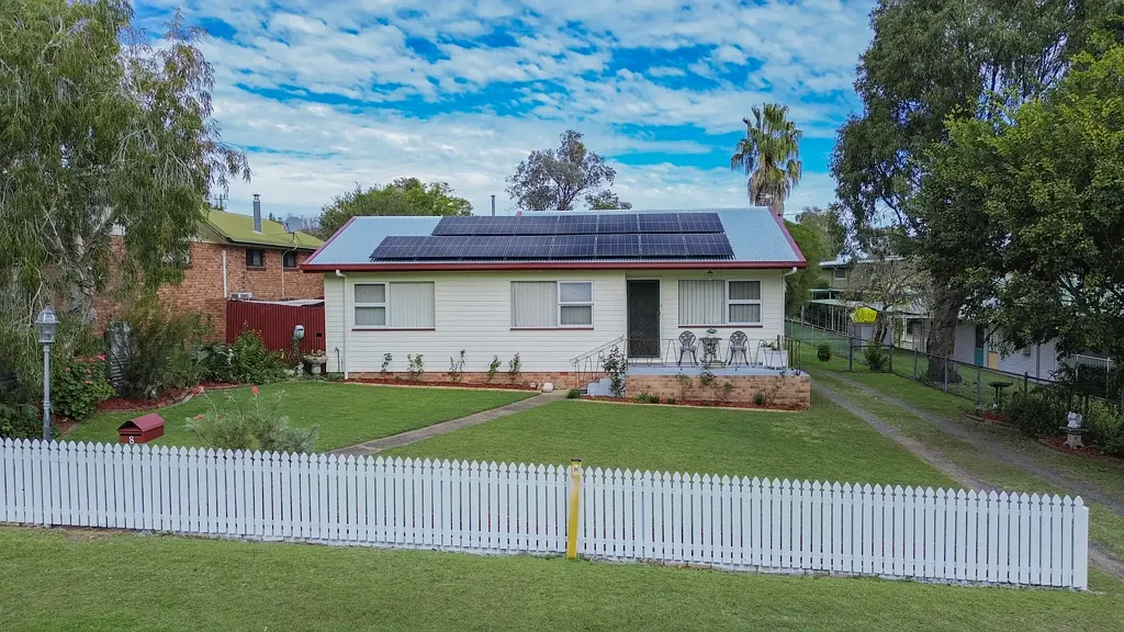 8 Elizabeth Street, Warwick, QLD 4370