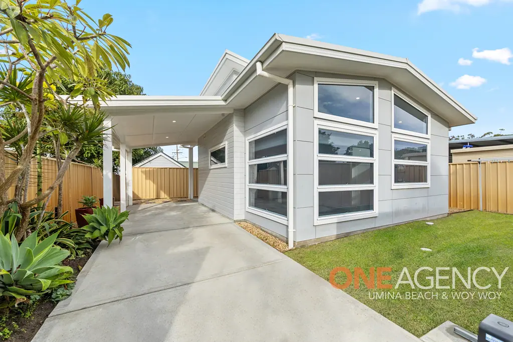 Architecturally Designed 2-Bedroom home !