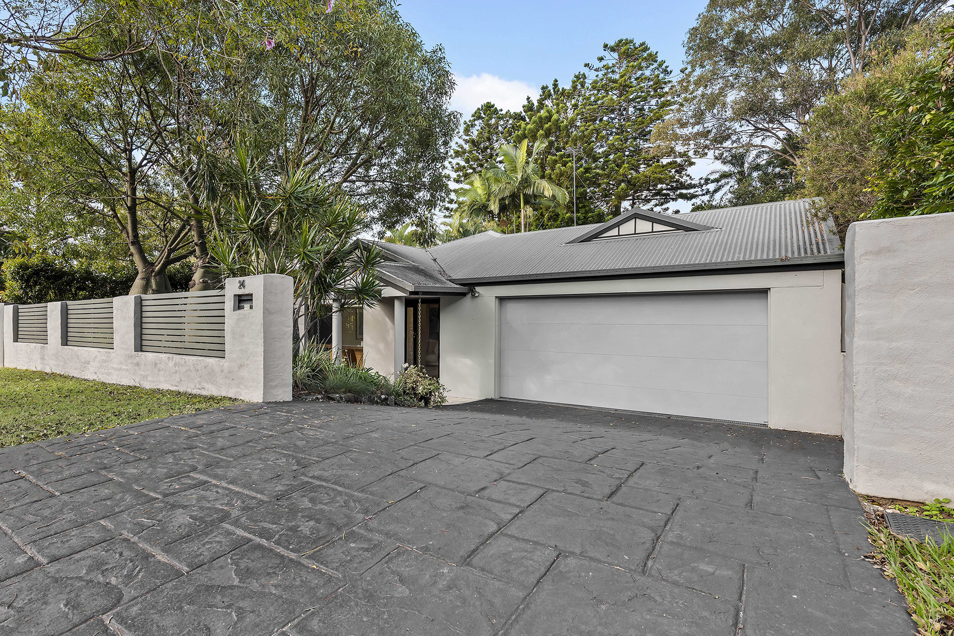 24 BEXLEY AV, BALMORAL QLD 4171, 0 chambres, 0 salles de bain, House