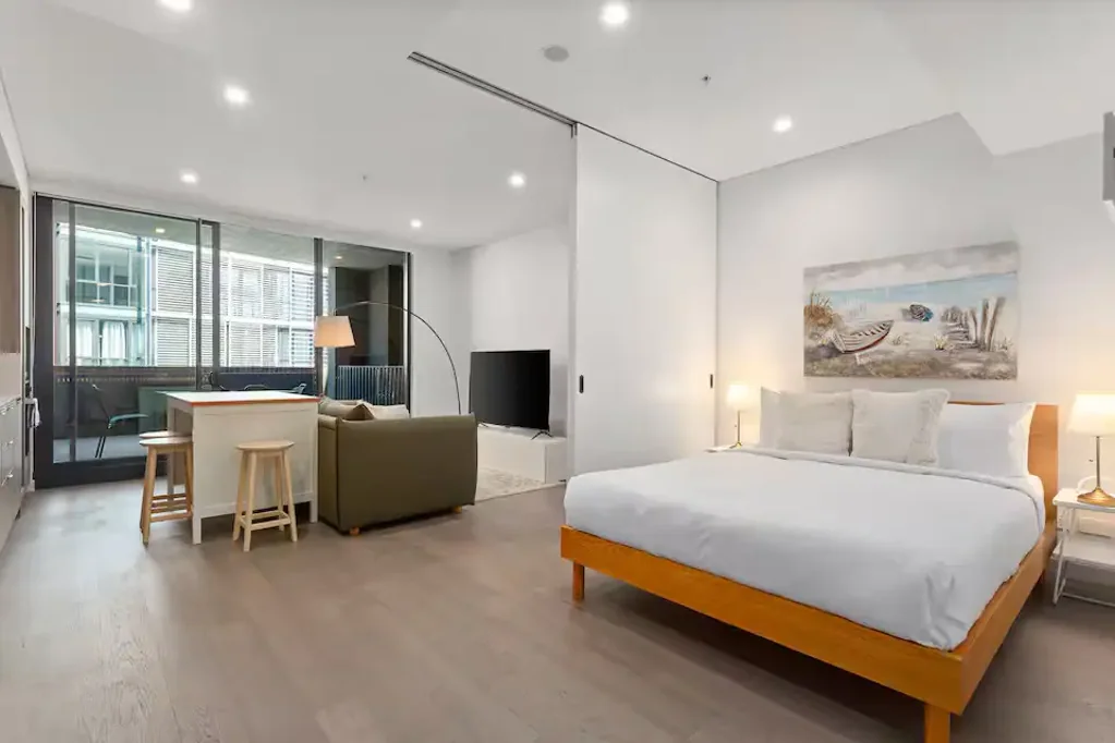 Fully Furnished Modern Studio Apartment with Balcony in Prime Zetland Location