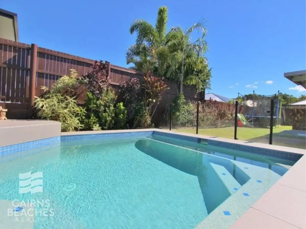 Family home in beautiful Beachside location - 3 Month Lease Only