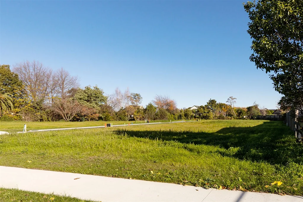 Blenheim Central Hidden Gem - Multiple Sections Available!