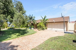 24 Knightsbridge Crescent, Mullaloo