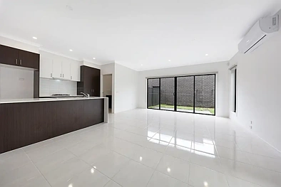 1/25 Clyde Street, Newport, VIC 3015, 3房, 3浴, Townhouse