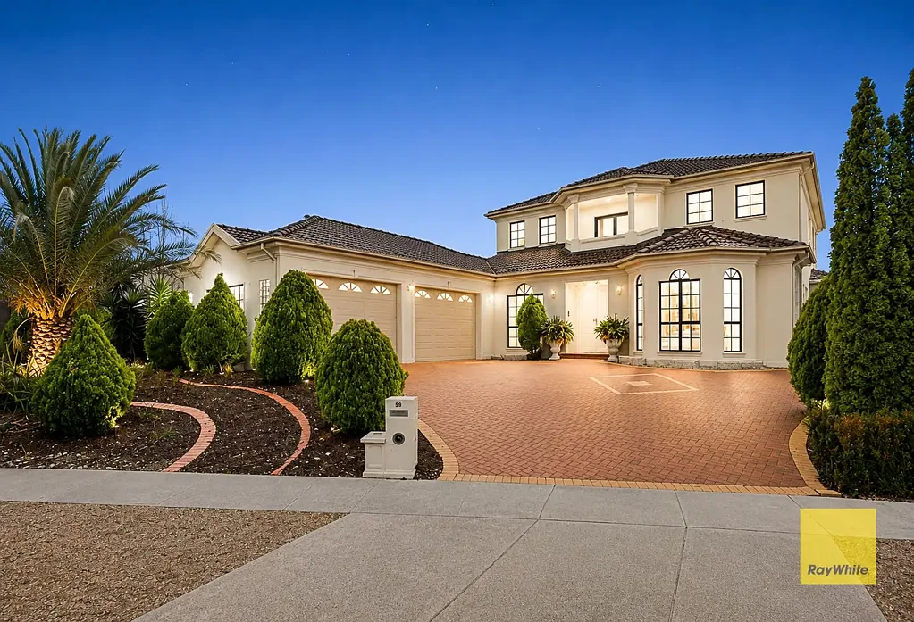 Hoppers Crossing 6 Slaapkamer Luxury Living in Prestigious Derrimut Heath Estate!!