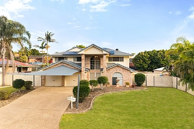 Mackenzie 4房 宽敞现代家庭住宅 - Mansfield State High School 学区 Expansive Modern Family Home - Mansfield State High School Catchment