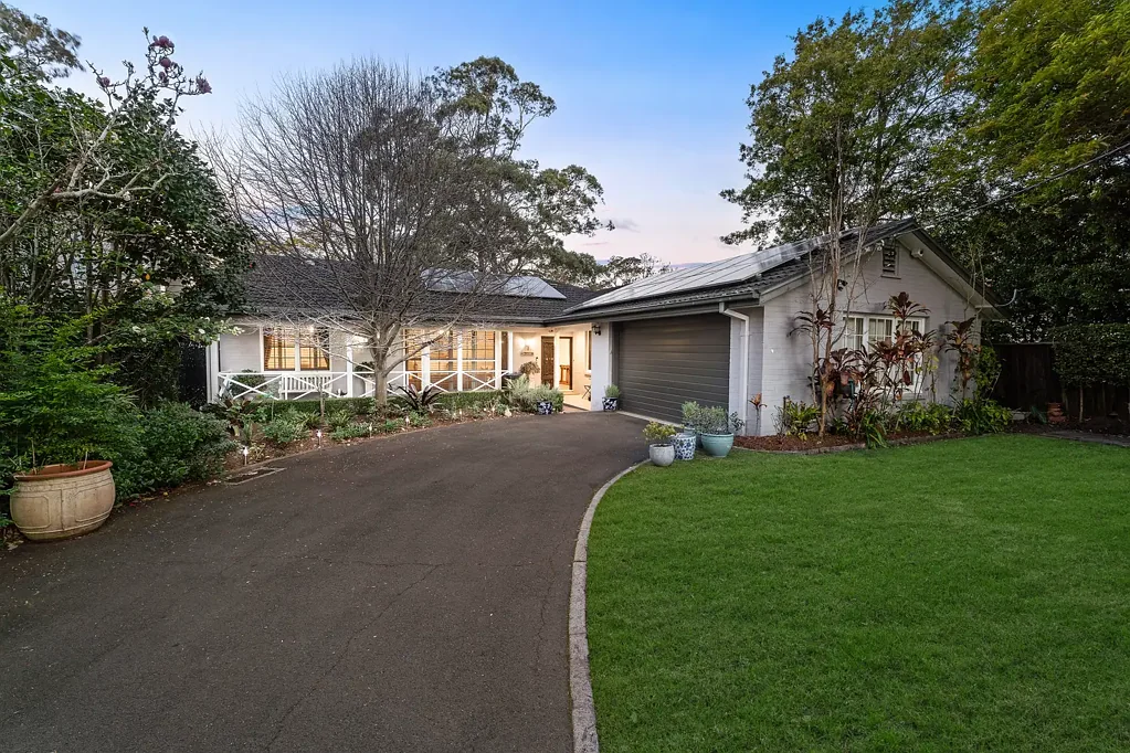Turramurra 4कमरा Beautifully presented, designed and positioned