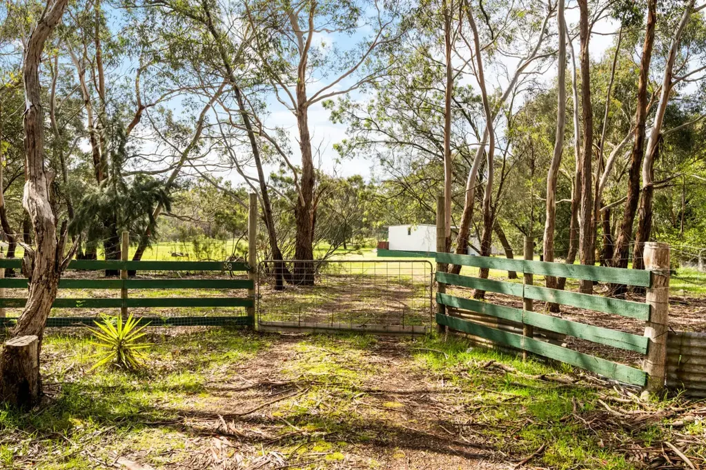 38 Bliss Road, Dereel, VIC 3352