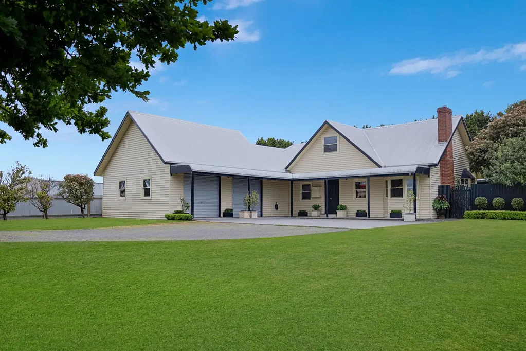 Bushfield 4Habitaciones Refined Four Bedroom Home Minutes From The City