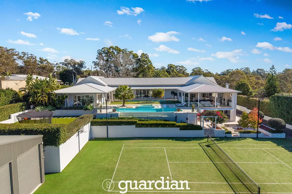 Kenthurst 5房 令人惊叹的度假村风格庄园 Stunning Resort Style Acreage Estate