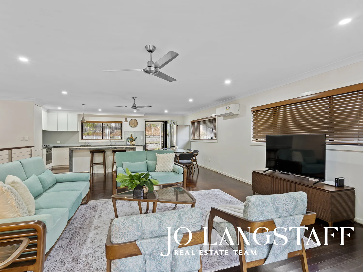 29 Fallbrook Street, Kenmore, QLD 4069, 5房, 3浴, House