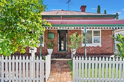 6 Bayley Street, Woodbridge
