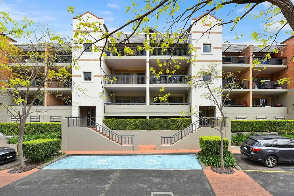 Spacious Apartment In A Central Location