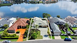 64 Port Jackson Boulevard, Clear Island Waters