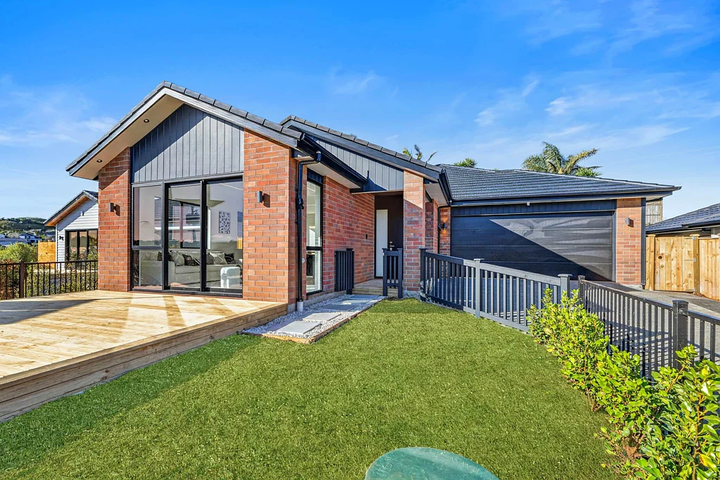 Pukekohe 5Moenga Spacious, Brand-New & Built to Last