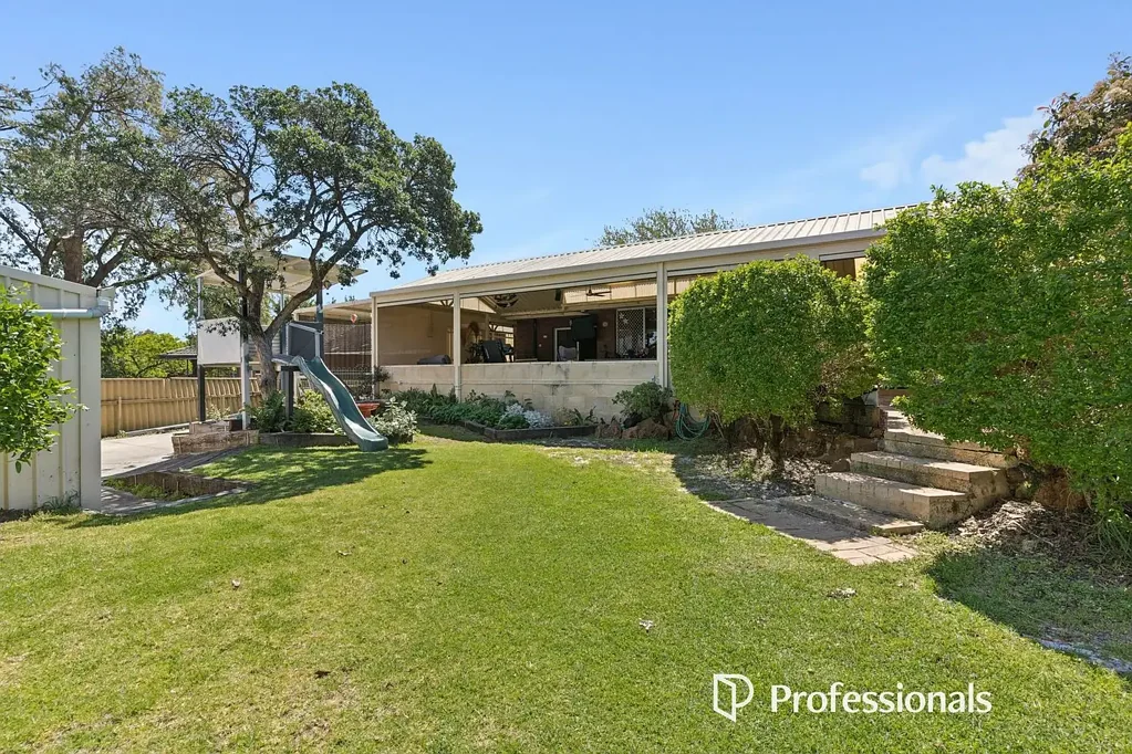 16 Shirley Road, Walliston, WA 6076