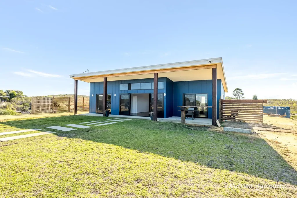 26 The Lookout, Karakin, WA 6044
