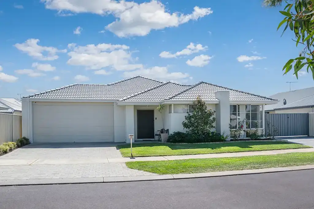 Dunsborough 4ਬੈੱਡਰੂਮ SUPERSIZED FAMILY HOME WITH THE WORKS