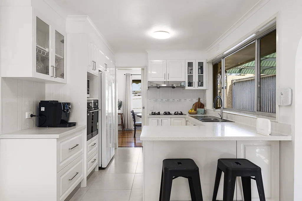 108 Anne Road, Knoxfield, VIC 3180