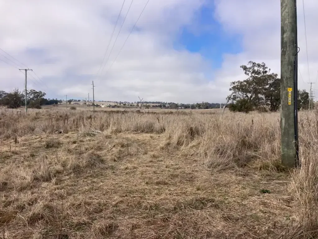Merriwa  Large Residential Block!