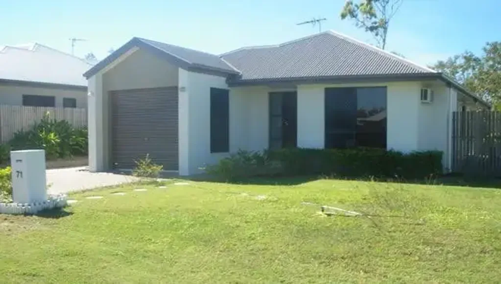 Hidden Gem in Deeragun - Space, Style & Superb Location!