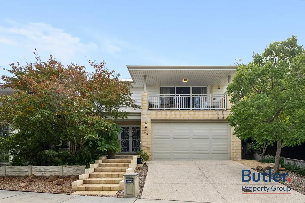 Bassendean 4 Bedroom GRAND-SCALE FAMILY LIVING WITH ADDITIONAL SELF-CONTAINED MULTI-GENERATIONAL ACCOMMODATION