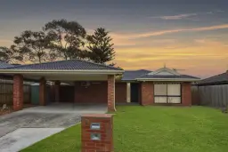 7 Bluegrass Walk, Frankston