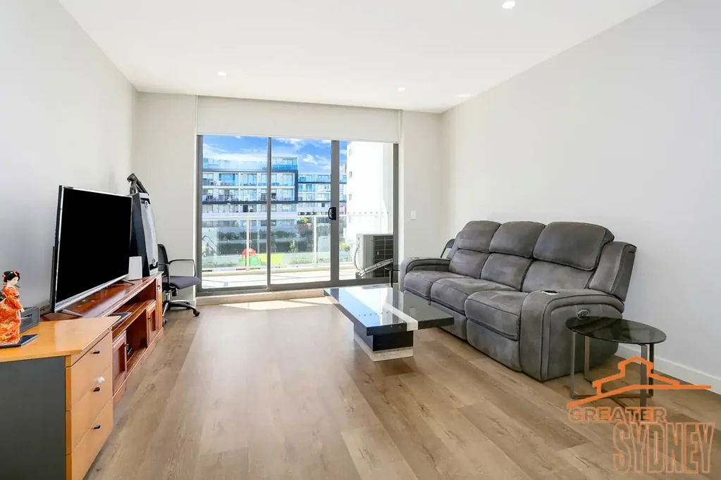 Schofields 1 Bedroom $460,000.00. Must be Sold. Single bedroom at Schofield