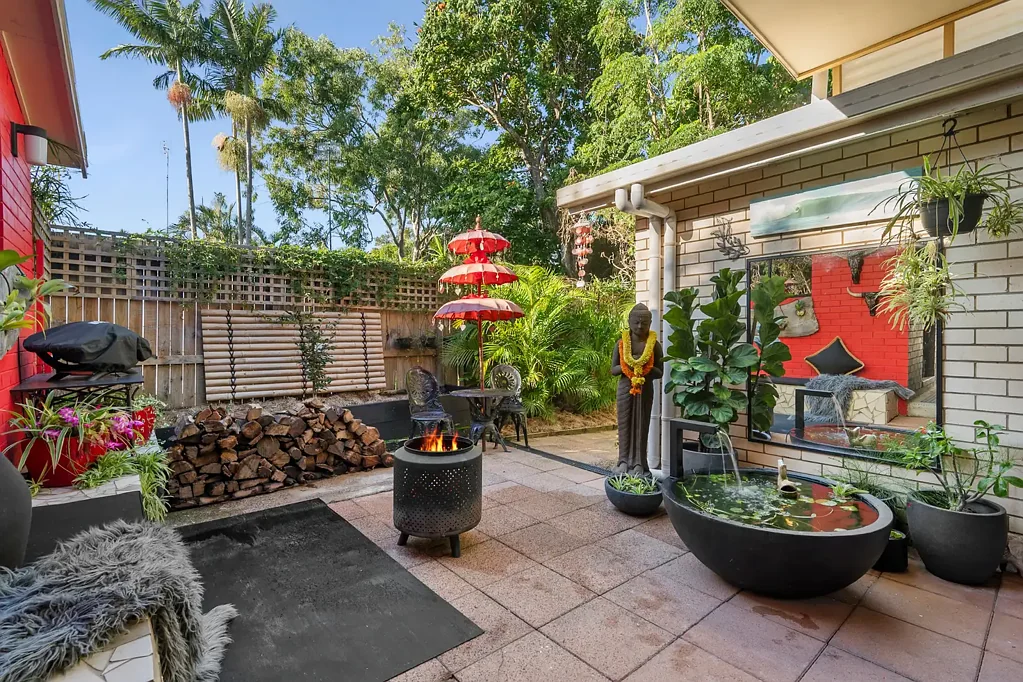 Mount Coolum 3Phòng ngủ Privacy, Charm, Pool + Dual Living Potential