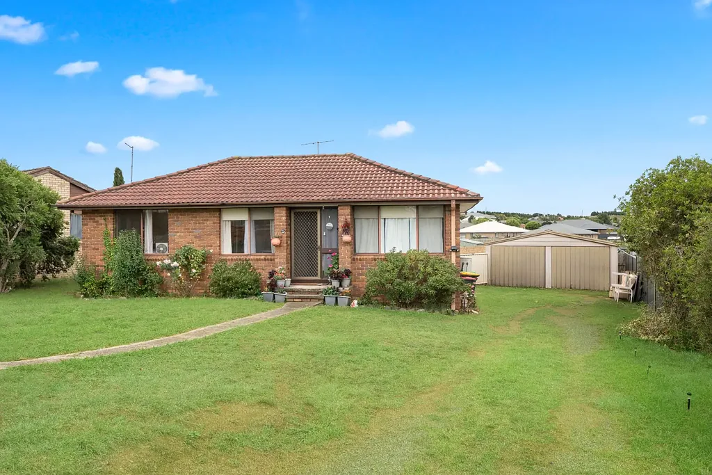 24 Gourock Avenue, Goulburn, NSW 2580