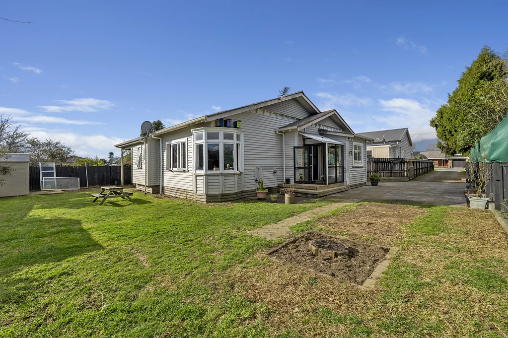 Inglewood 3ਬੈੱਡਰੂਮ A HOME WITH HEART, CHARACTER AND POSSIBILITIES
