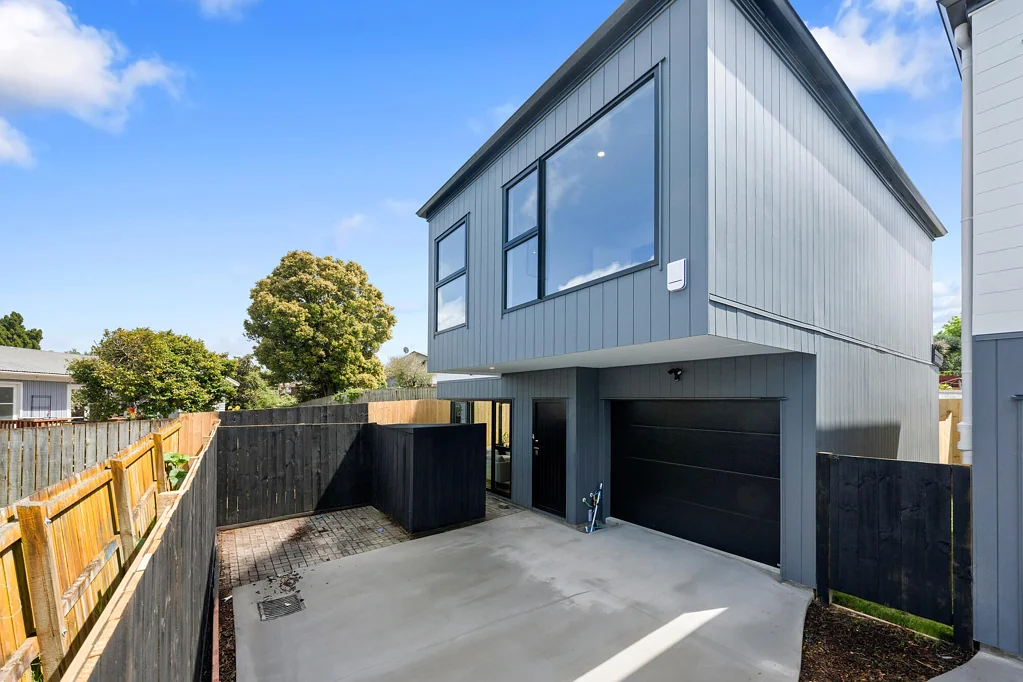 Pakuranga Heights 3Kwarto Standalone Brand-New Corner Gem with extra Study