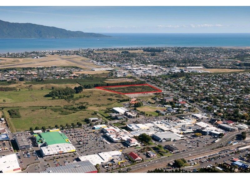 77 Kapiti Road, Paraparaumu, Kapiti Coast, 0 phòng ngủ, 1 phòng tắm