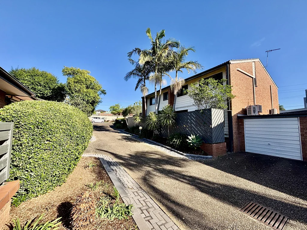 Spacious 3-Bedroom Townhouse with Private Courtyard & Double Parking