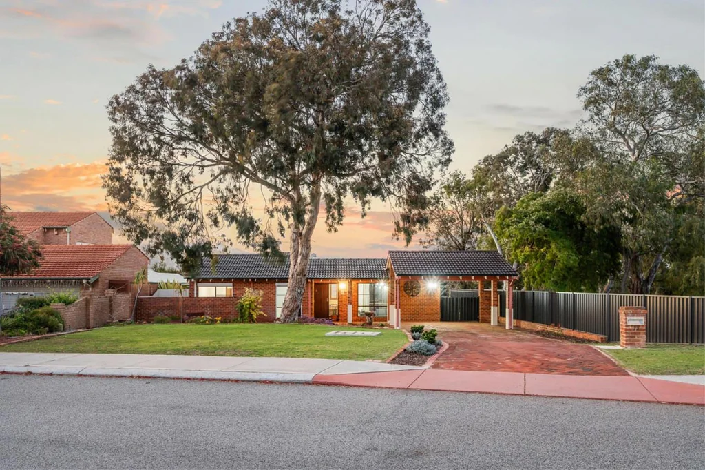 11 Copper Close, Carine, WA 6020