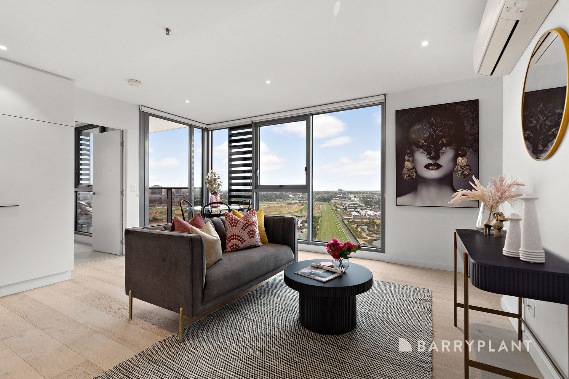 1902/1 Ascot Vale Road, Flemington, Melbourne CBD, 2 Schlafzimmer, 1 Badezimmer, Apartment