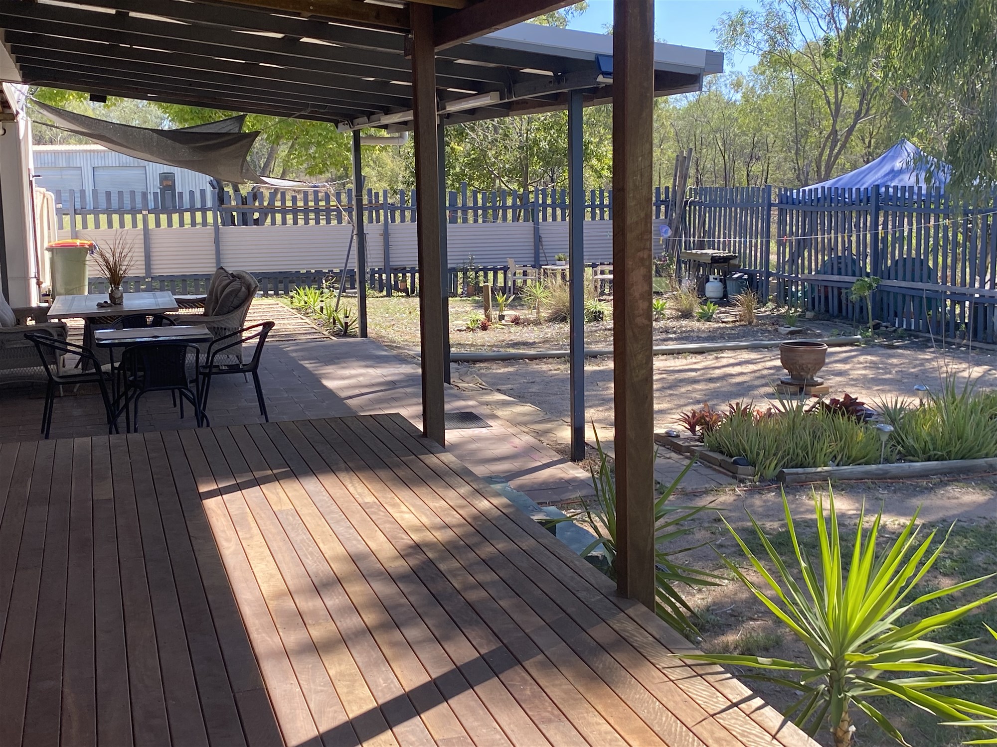 6 HILLVIEW CR, COLLINSVILLE QLD 4804, 0房, 0浴, House