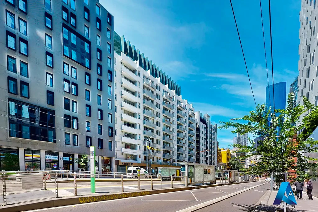 Carlton 2Moenga Stylish Split-Level Apartment with Dual Balconies in Prime Carlton Location
