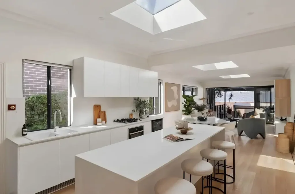 Annandale 3Phòng ngủ Immaculate Victorian semi with parking on 266sqm block
