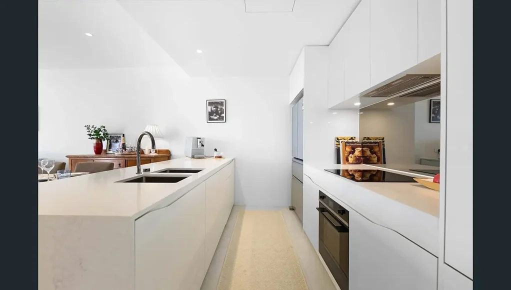 Luxurious Two Bedroom Apartment at The Lanes