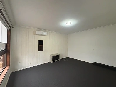 9 Poplar Avenue, Shepparton, VIC 3630, 4房, 2浴, House